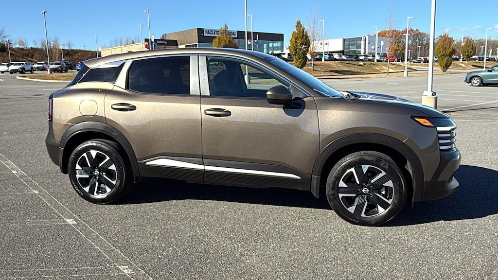 Used 2025 Nissan Kicks SV SUV