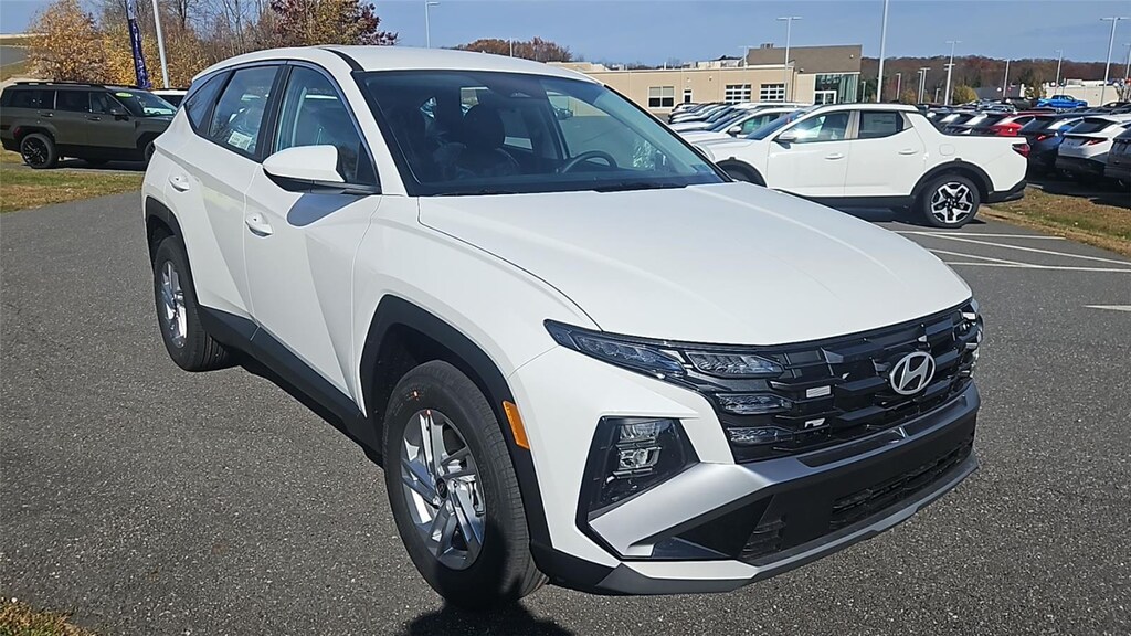 New 2026 Hyundai Tucson SE AWD SUV