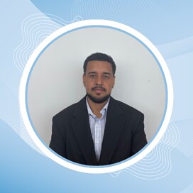 Staff member Julio Cruz from ID_49065f