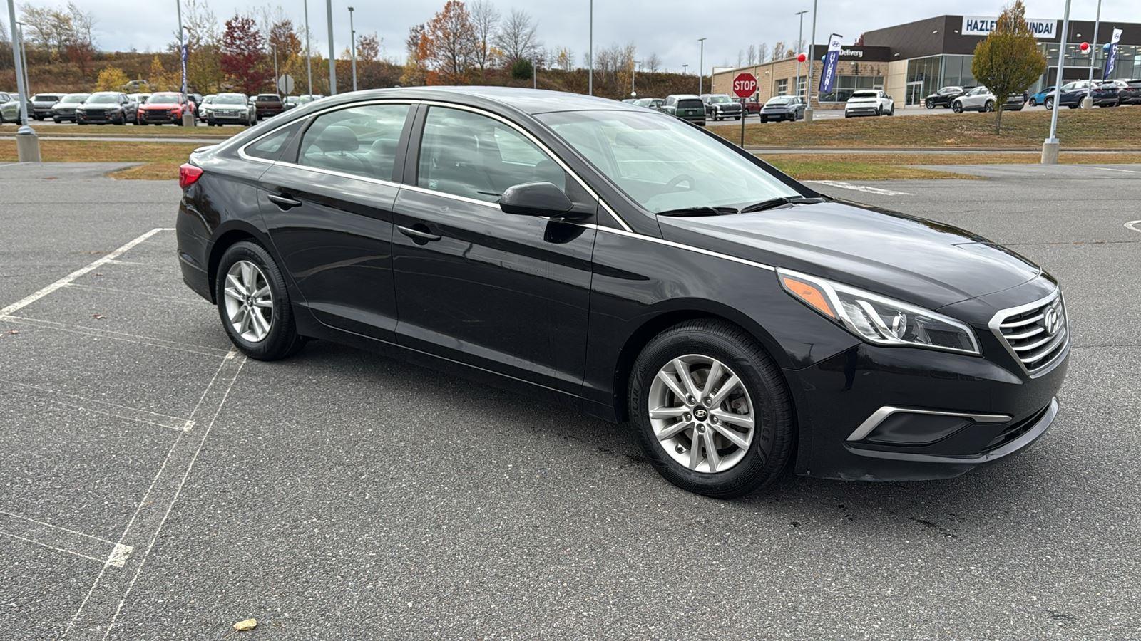 Used 2017 Hyundai Sonata SE with VIN 5NPE24AF2HH593112 for sale in Hazle Township, PA