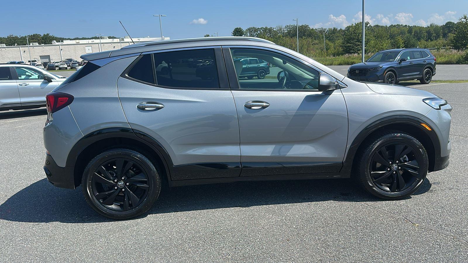 2024 Buick Encore GX Sport Touring photo 4