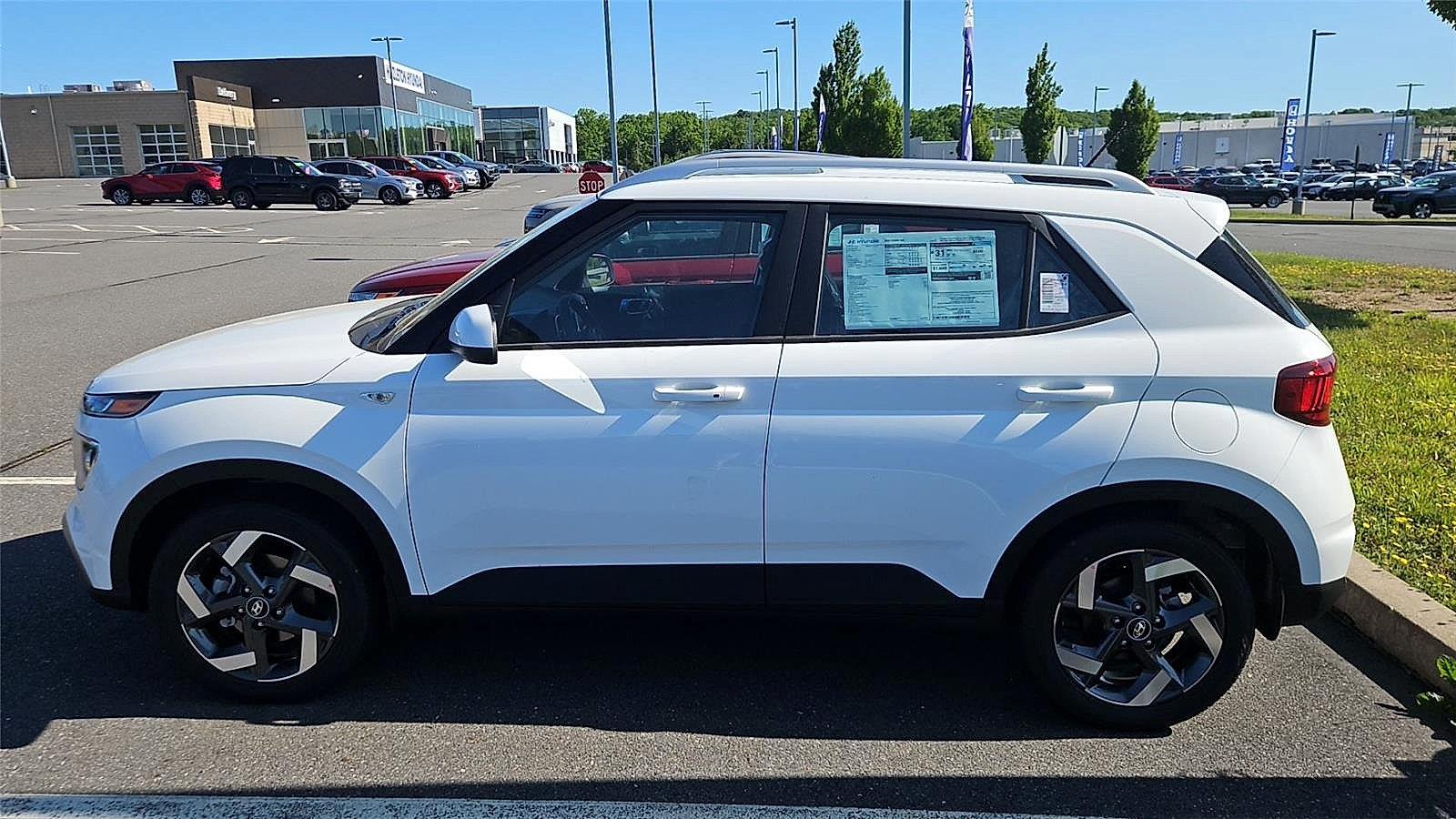 New 2026 Hyundai Venue SEL SUV