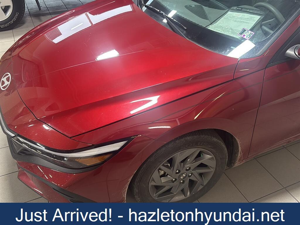 Used 2024 Hyundai Elantra SEL Sedan