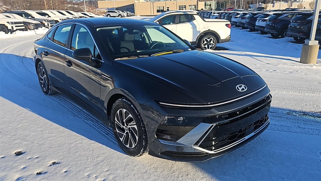 New 2026 Hyundai Sonata Hybrid Blue Sedan