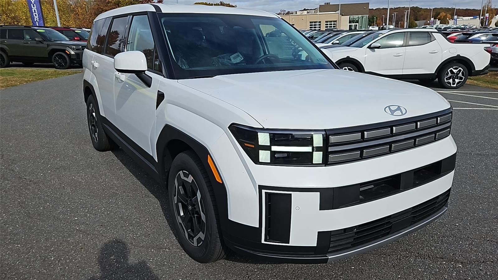 2026 Hyundai Santa Fe SE's photo