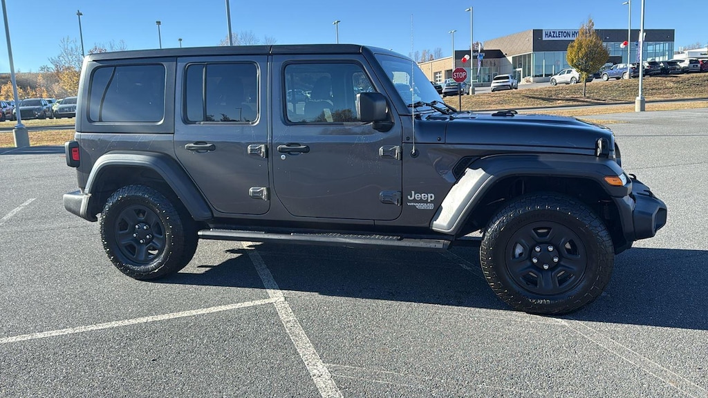 Used 2019 Jeep Wrangler Unlimited Sport 4x4 SUV