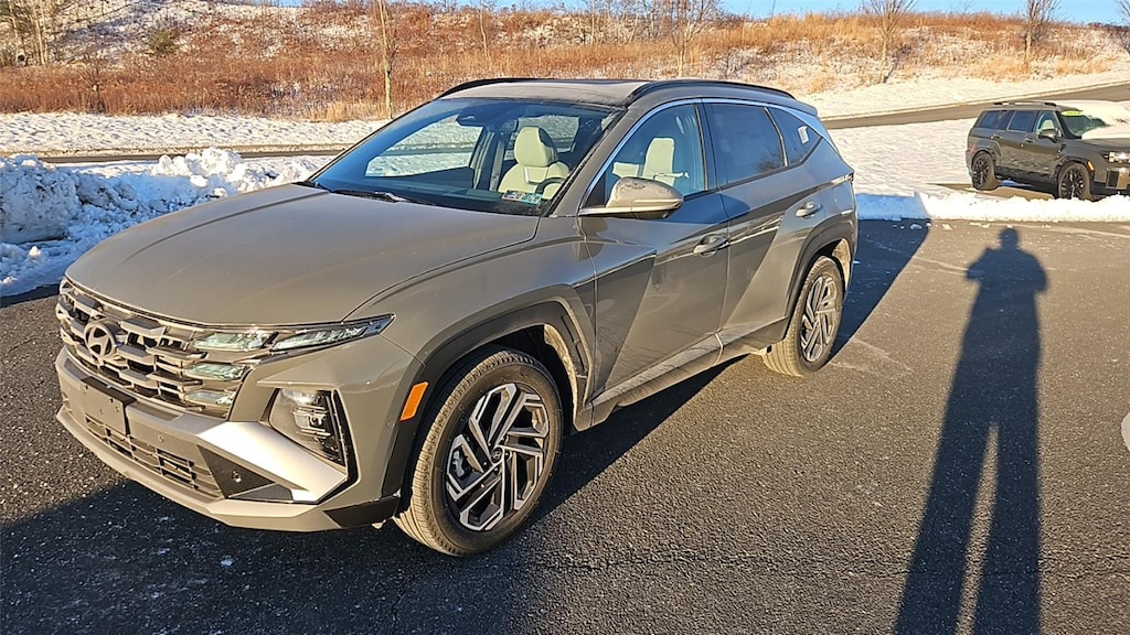 New 2026 Hyundai Tucson Limited AWD SUV