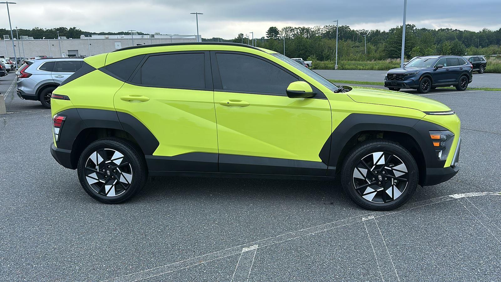 2024 Hyundai Kona SEL photo 3