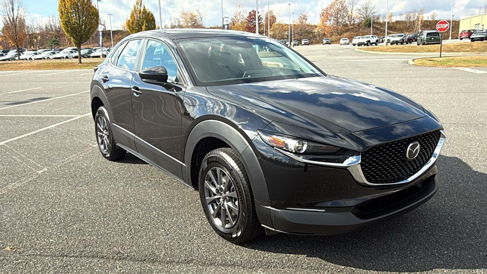 2024 Mazda CX-30 S's photo