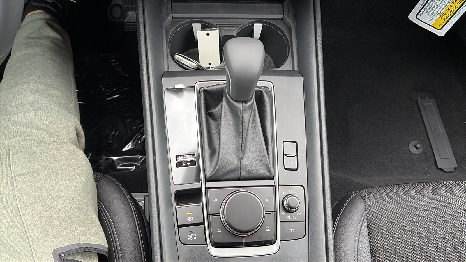 2025 Mazda CX-50 Preferred - Photo 18