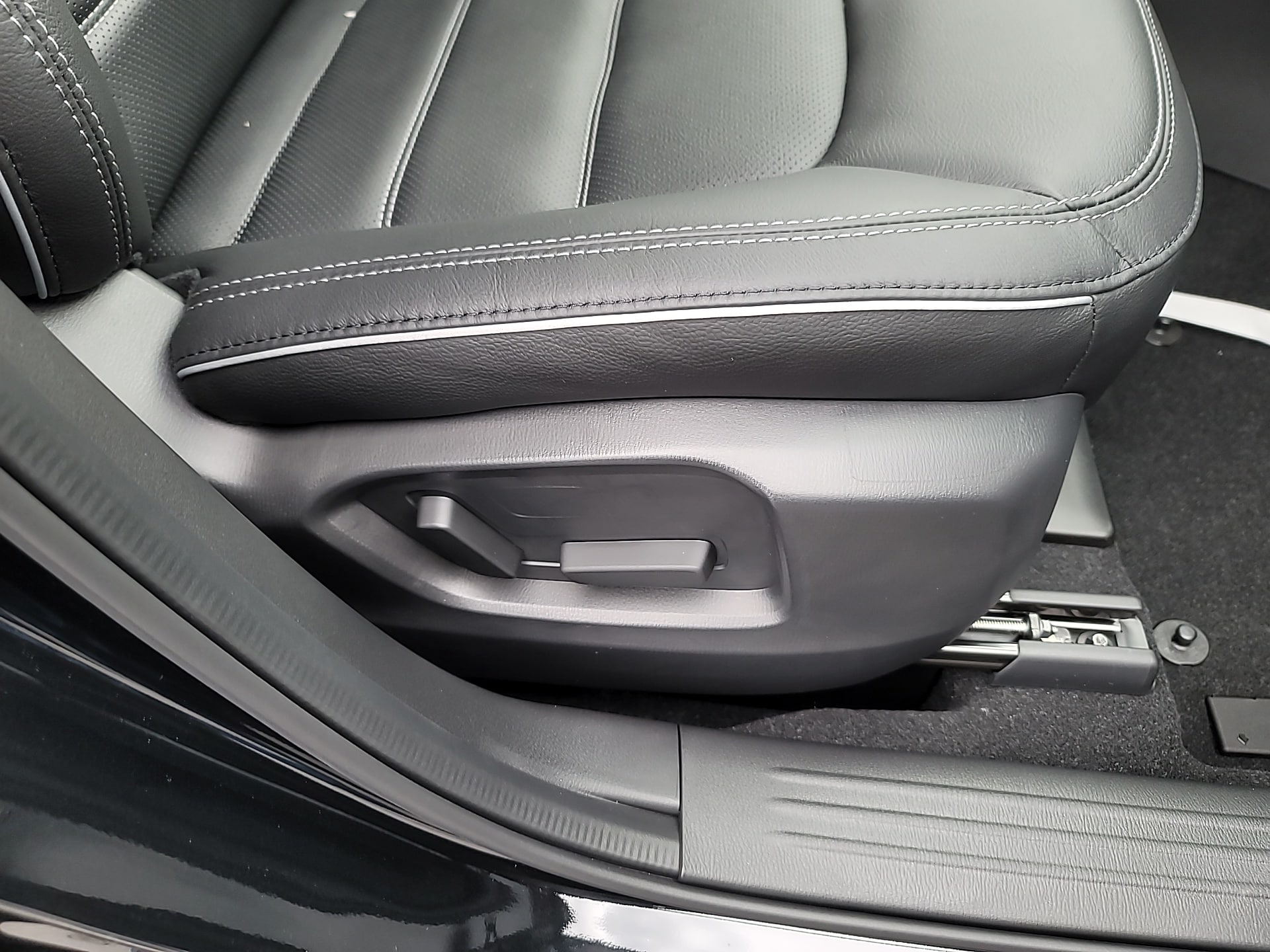 2025 Mazda CX-5 - Photo 30