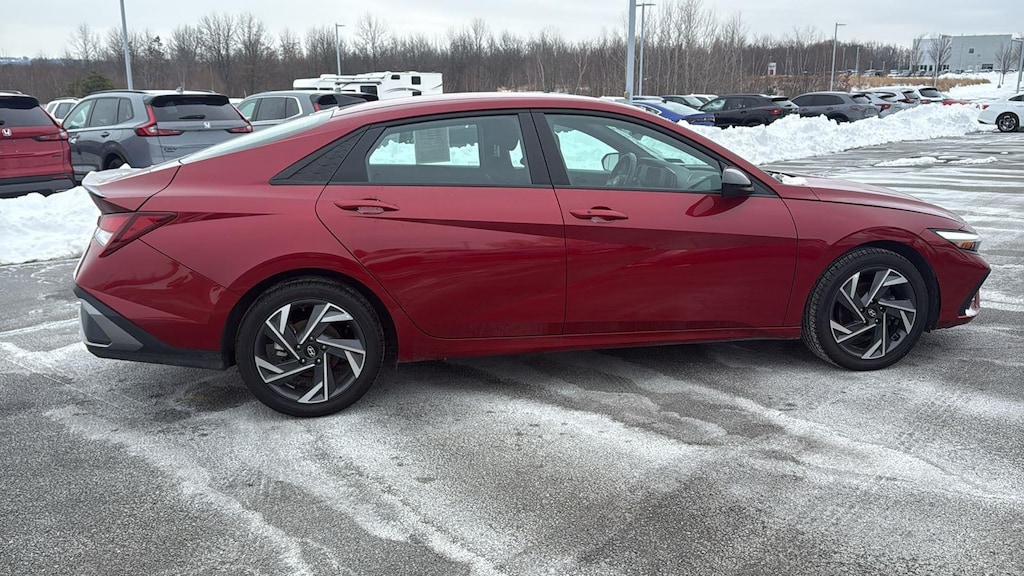 Used 2025 Hyundai Elantra SEL Sport Sedan