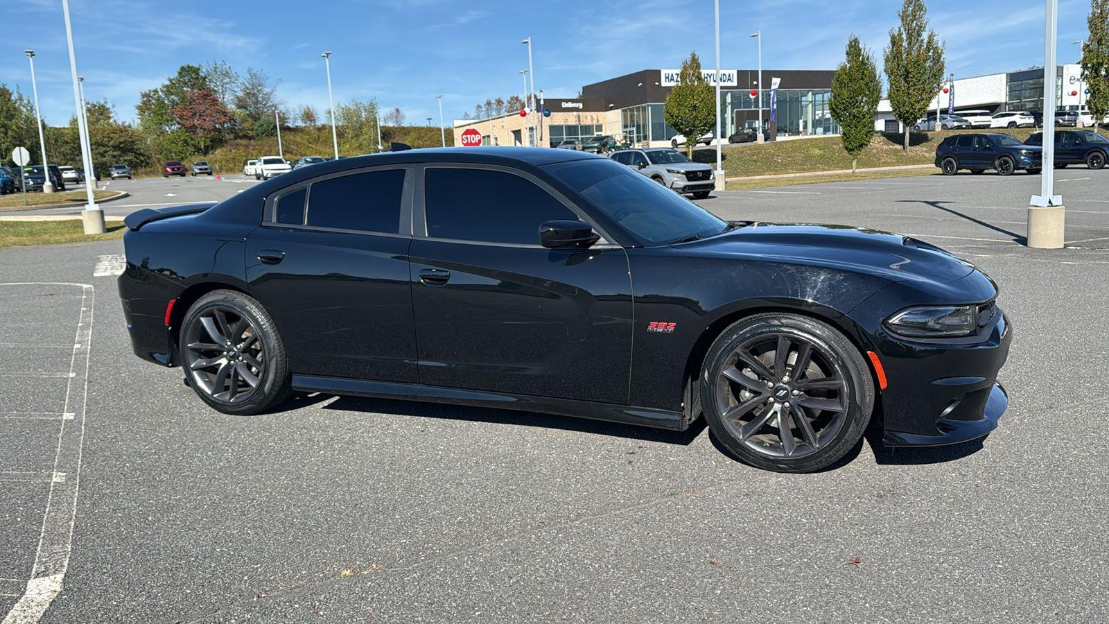 2019 Dodge Charger Scat Pack photo 2