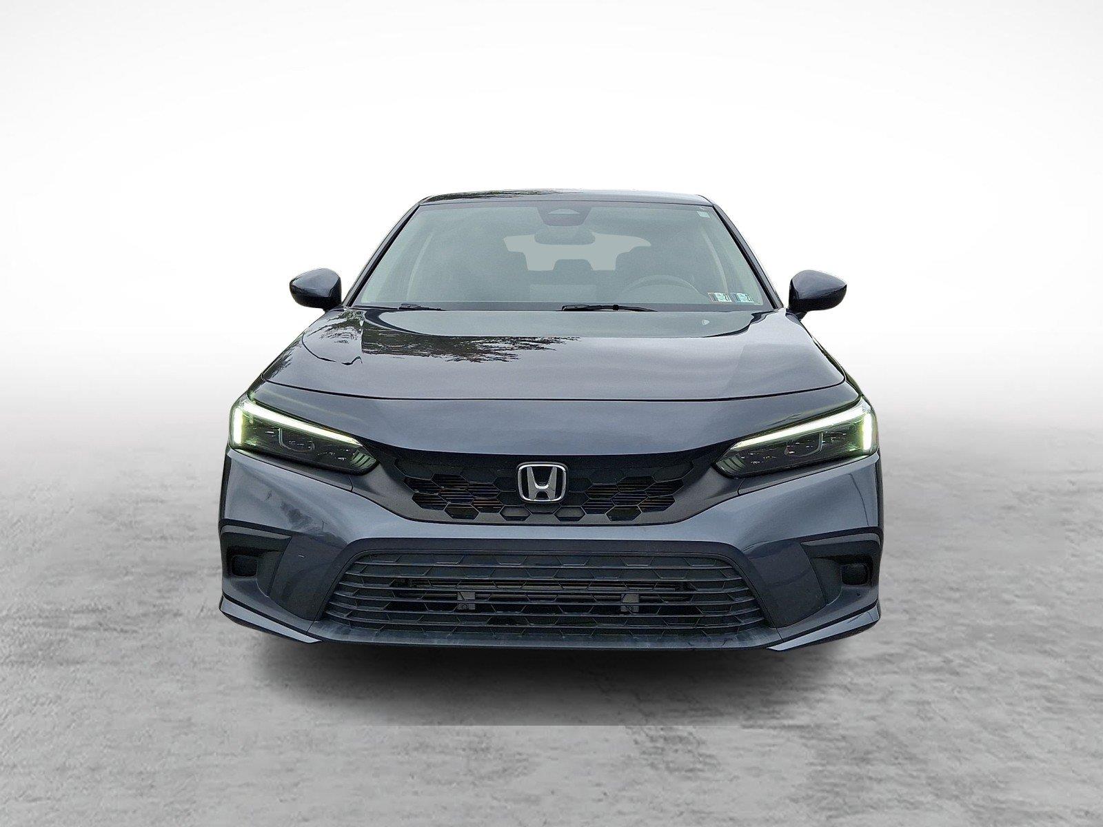 Used 2023 Honda Civic LX Hatchback