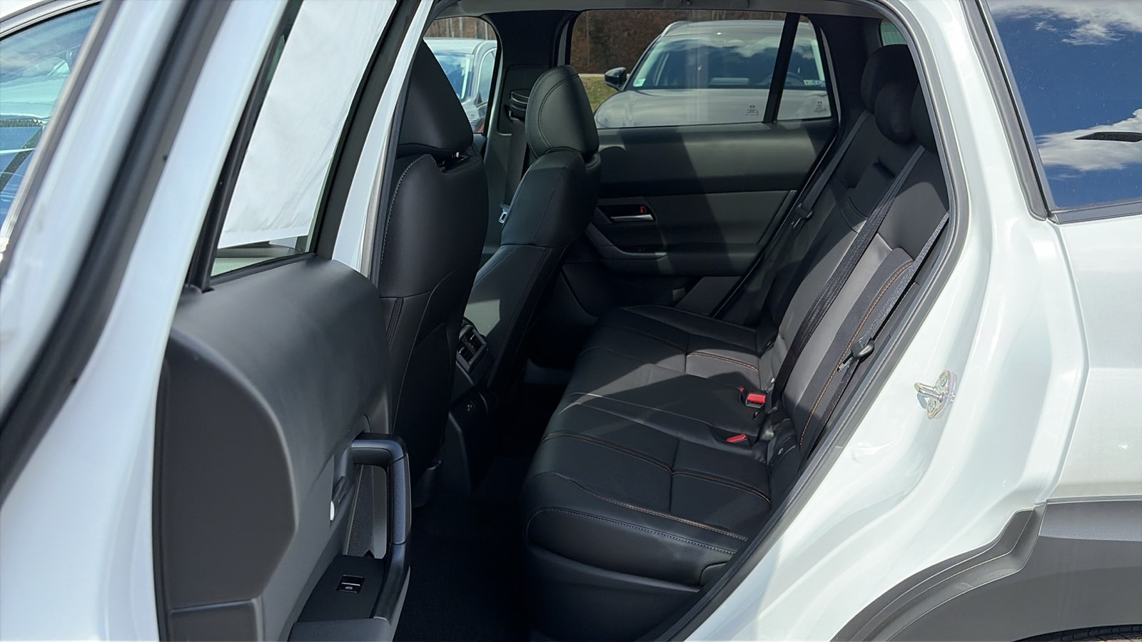 2025 Mazda CX-50 Premium - Photo 25