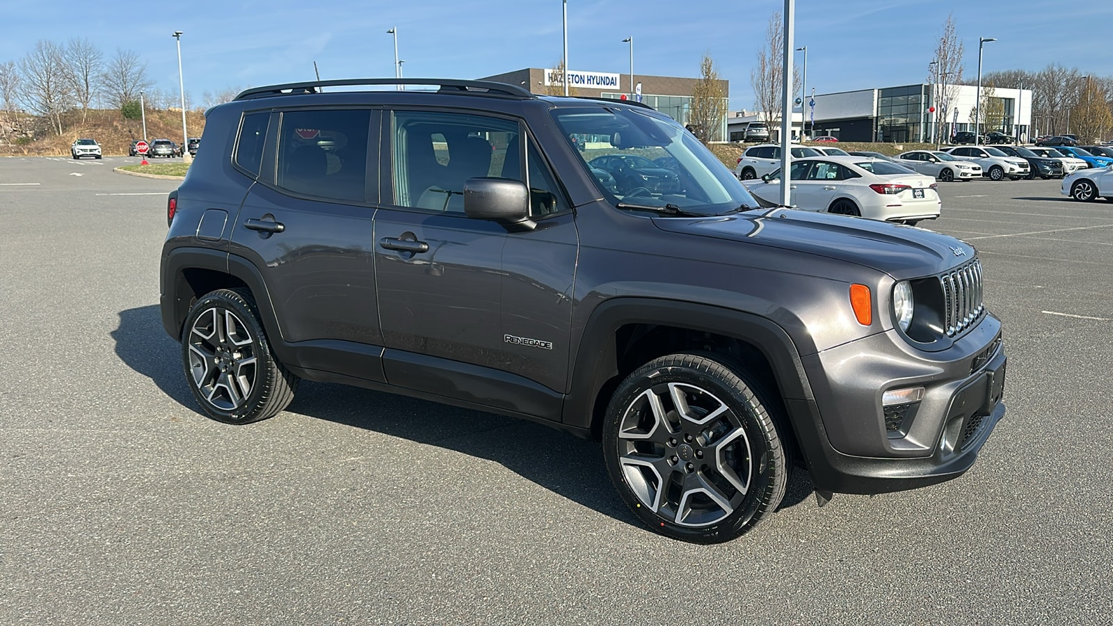 Used 2021 Jeep Renegade Latitude with VIN ZACNJDBB8MPM39047 for sale in Hazle Township, PA