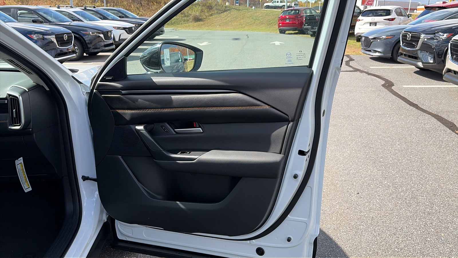 2025 Mazda CX-50 Premium - Photo 32