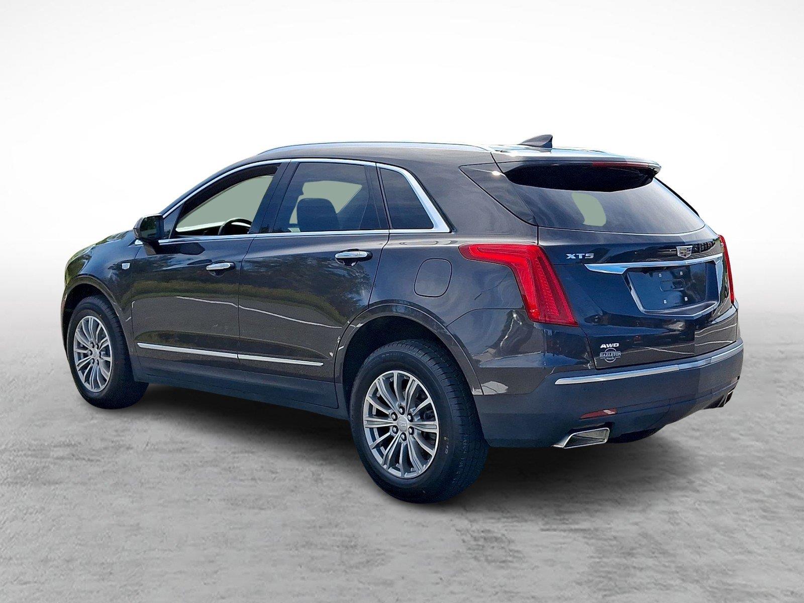 Used 2017 CADILLAC XT5 Luxury SUV