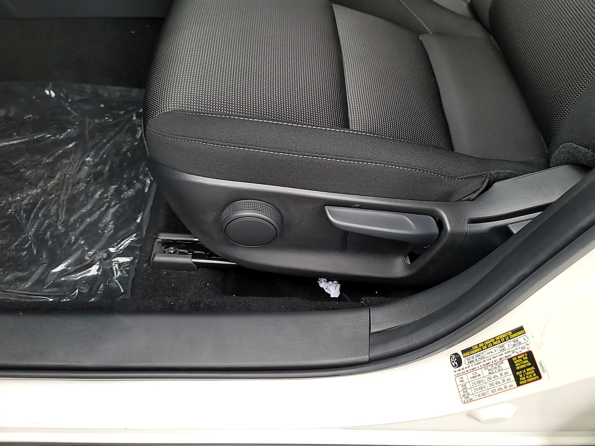 2025 Mazda CX-30 S - Photo 10