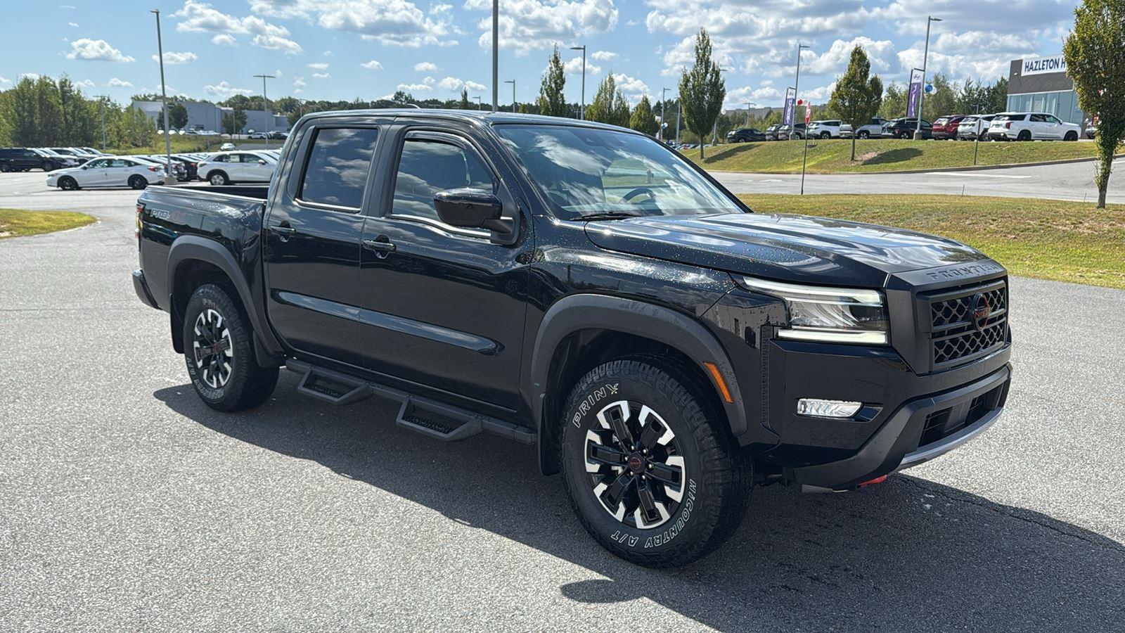 2023 Nissan Frontier PRO-4X photo 2