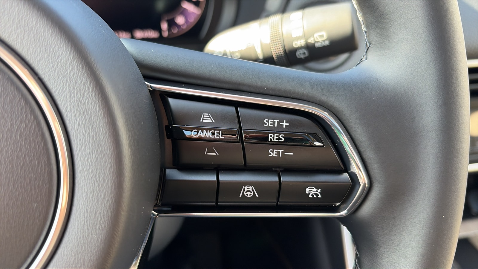 2025 Mazda CX-70 Premium Package - Photo 18