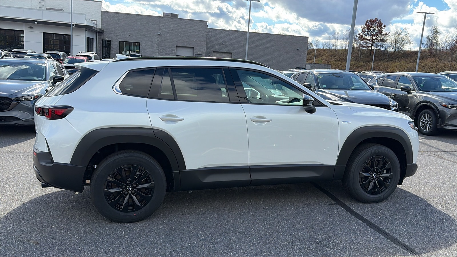2025 Mazda CX-50 Premium - Photo 7