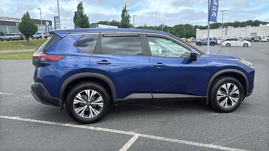 Used 2022 Nissan Rogue SV SUV