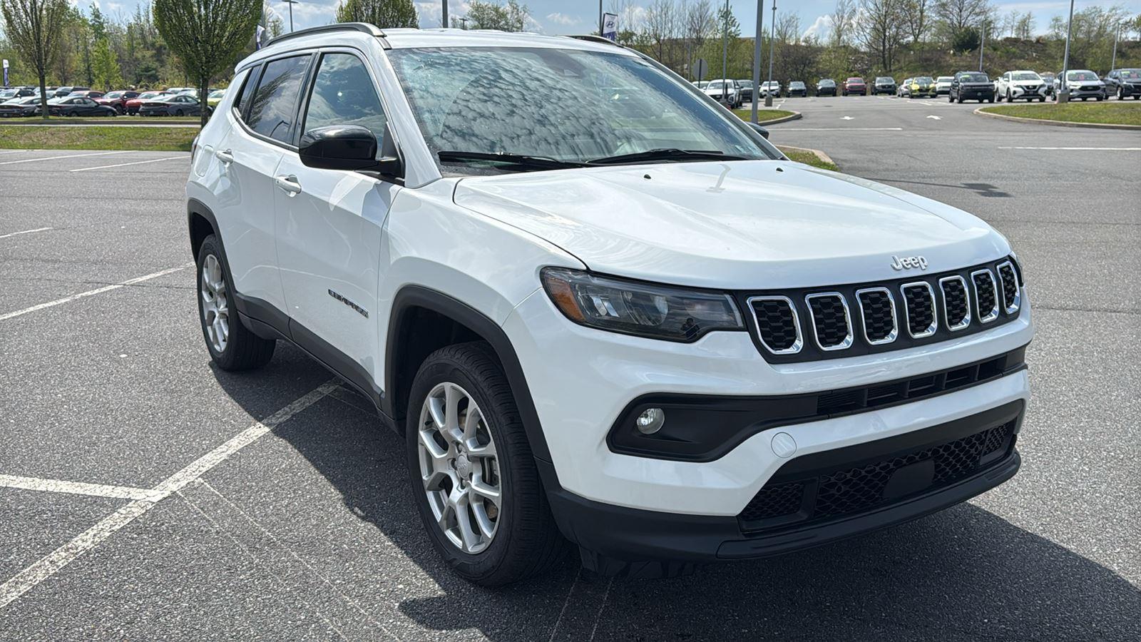 2024 Jeep Compass Latitude Lux