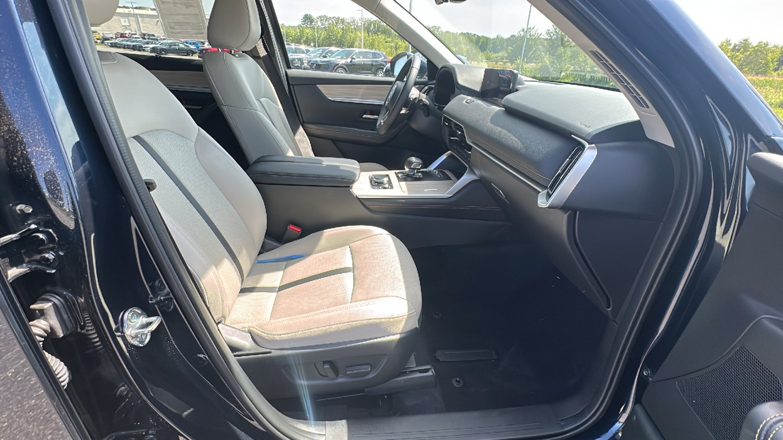 2024 Mazda CX-90 Preferred Package - Photo 19