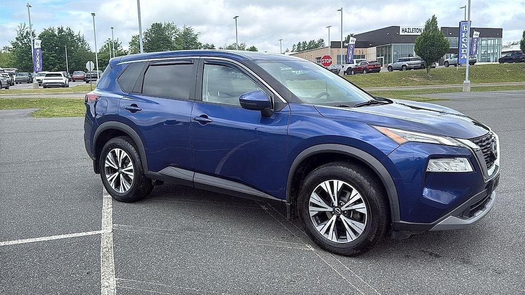 Used 2022 Nissan Rogue SV SUV
