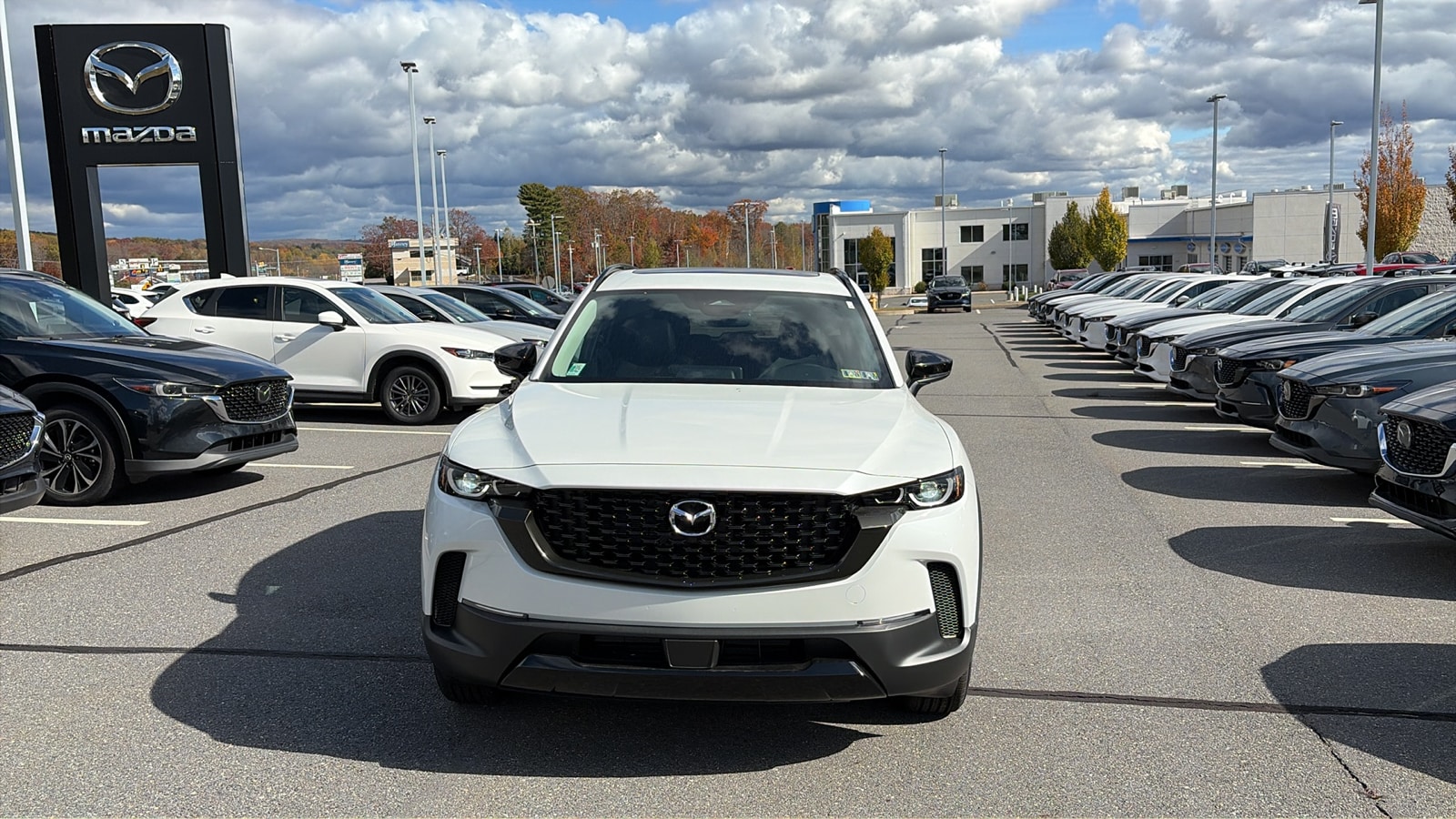 2025 Mazda CX-50 Premium's photo