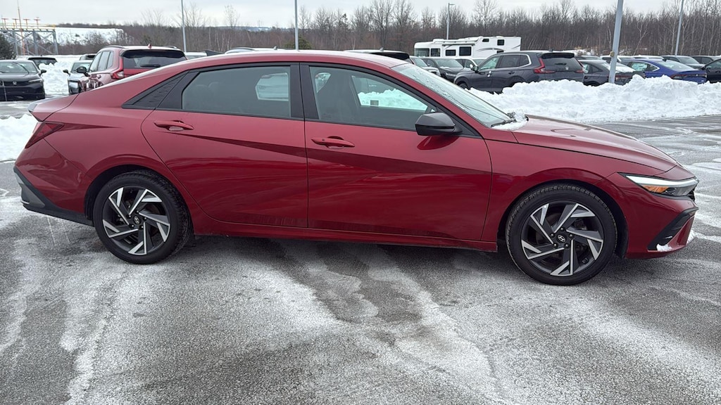 Used 2025 Hyundai Elantra SEL Sport Sedan