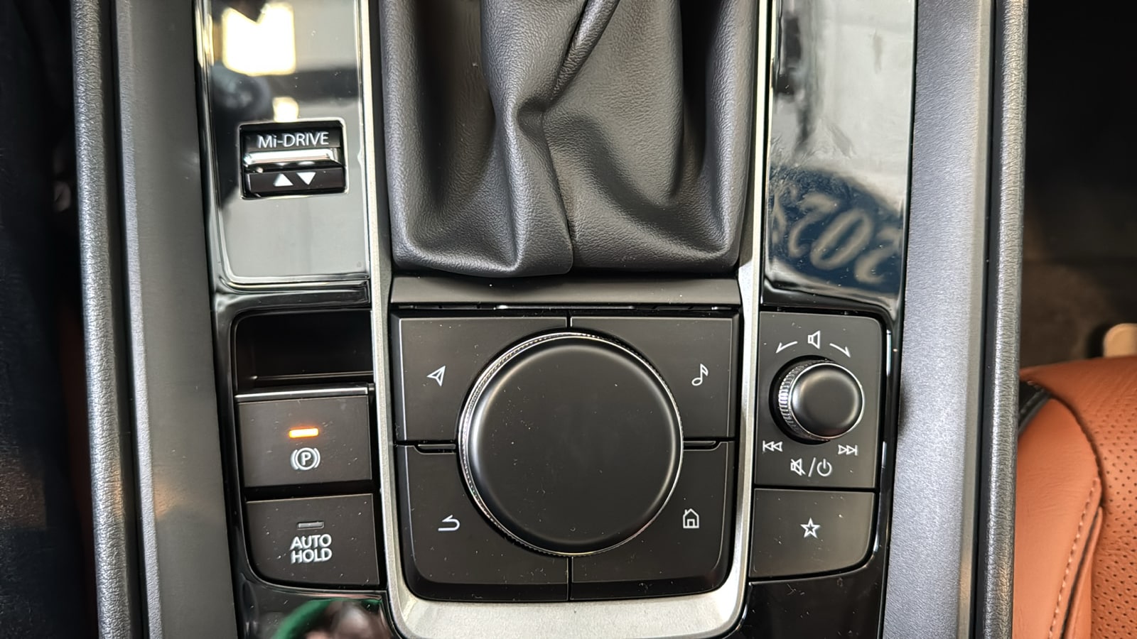 2025 Mazda CX-50 Meridian Edition - Photo 18