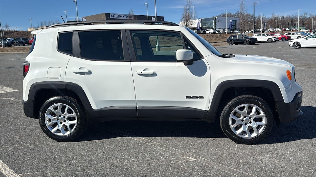 Used 2015 Jeep Renegade Latitude 4x4 SUV