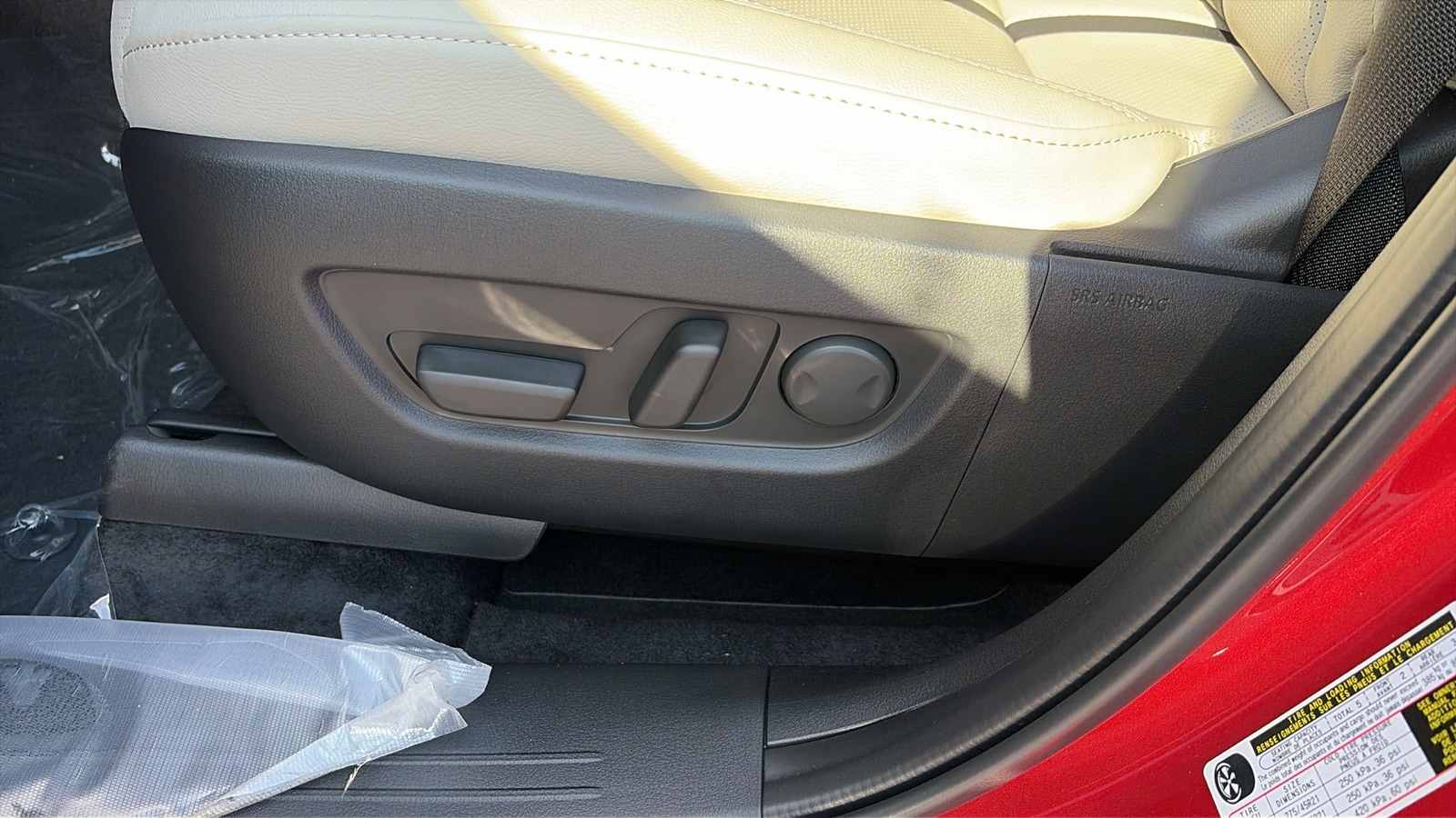 2025 Mazda CX-70 Premium Package - Photo 13