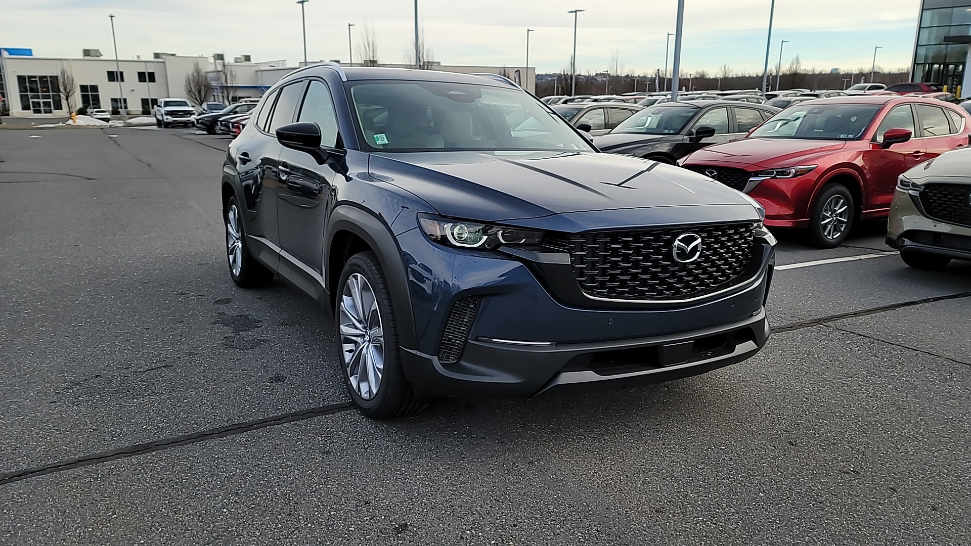 2026 Mazda CX-50 Premium's photo