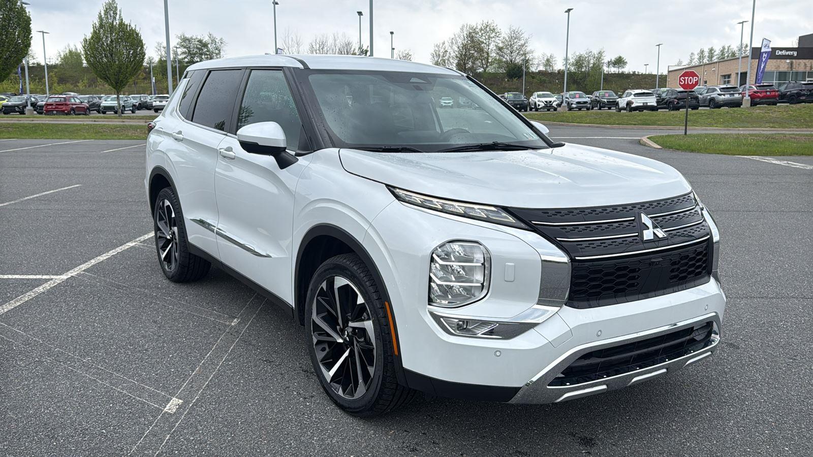 2022 Mitsubishi Outlander SE S-AWC's photo