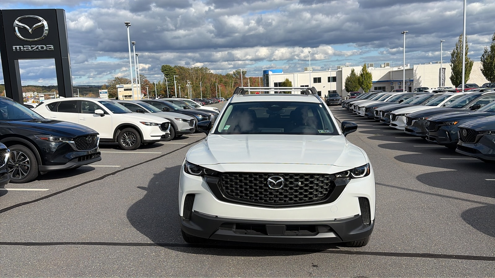 2025 Mazda CX-50 Premium's photo