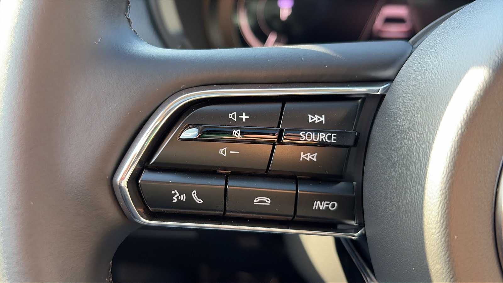 2025 Mazda CX-70 Premium Package - Photo 19