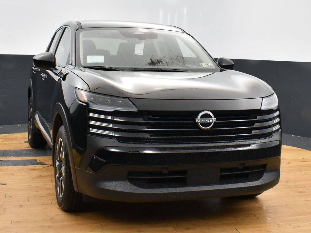 2025 Nissan Kicks SV AWD's photo