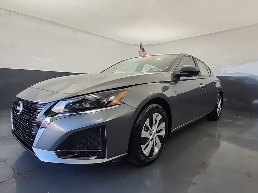 New 2025 Nissan Altima S Sedan
