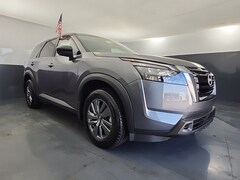 2025 Nissan Pathfinder S SUV