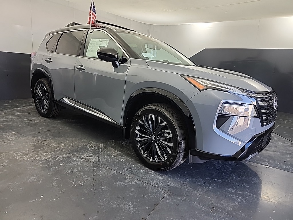 2026 Nissan Rogue Platinum's photo