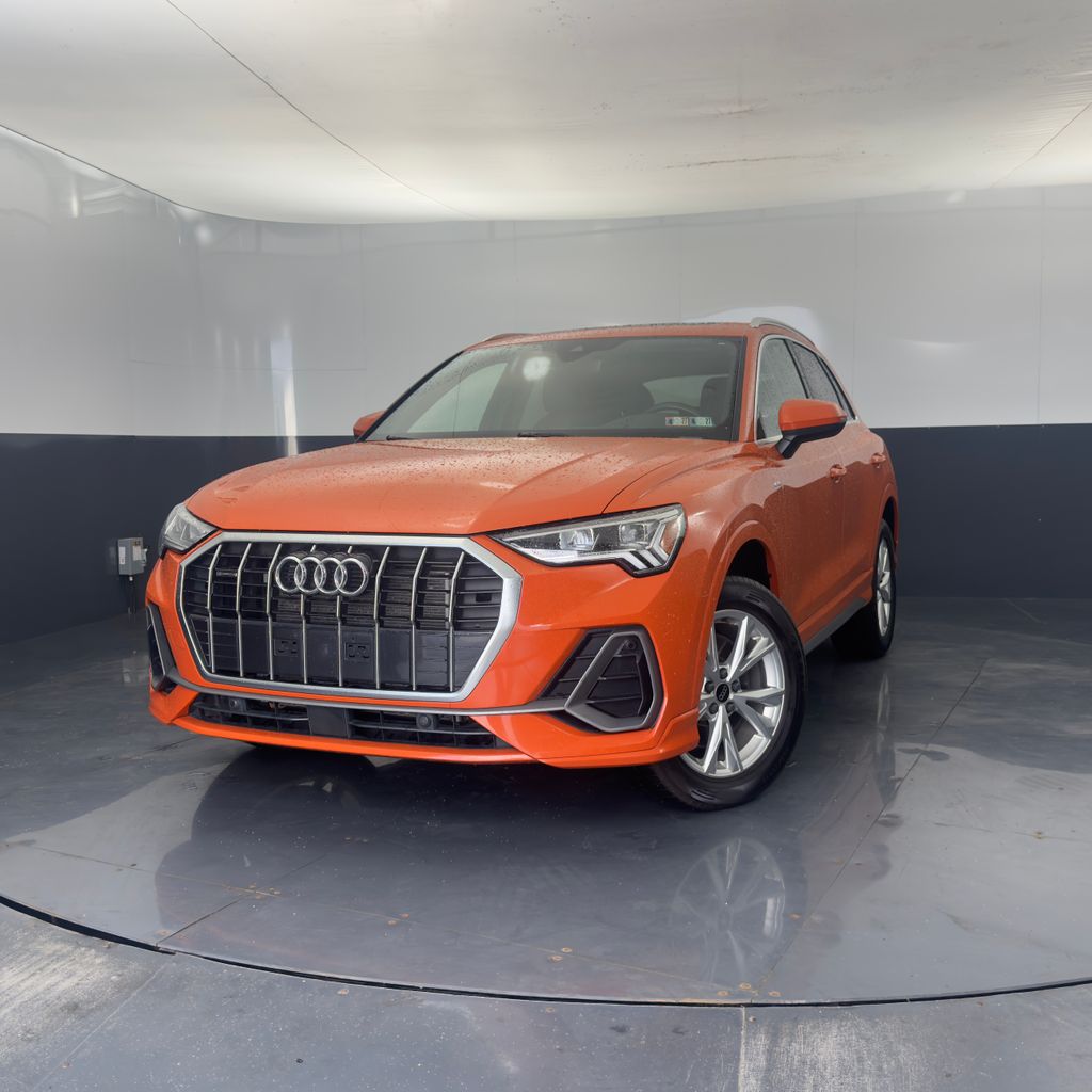 2023 Audi Q3 45 TFSI S Line Premium quattro's photo