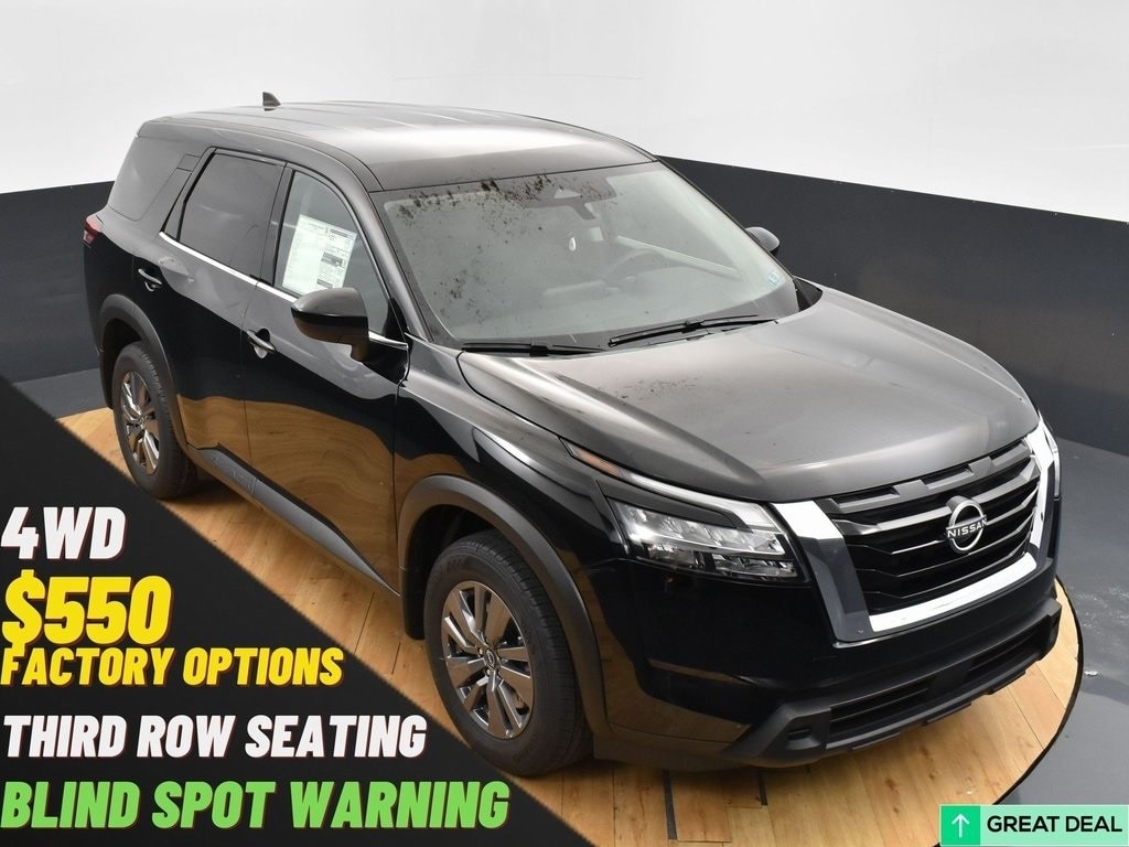 2025 Nissan Pathfinder S's photo