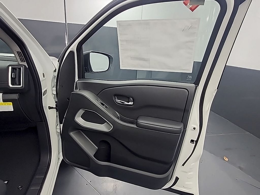 2026 Nissan Frontier SV - Photo 19