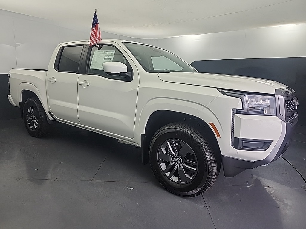 2026 Nissan Frontier SV's photo