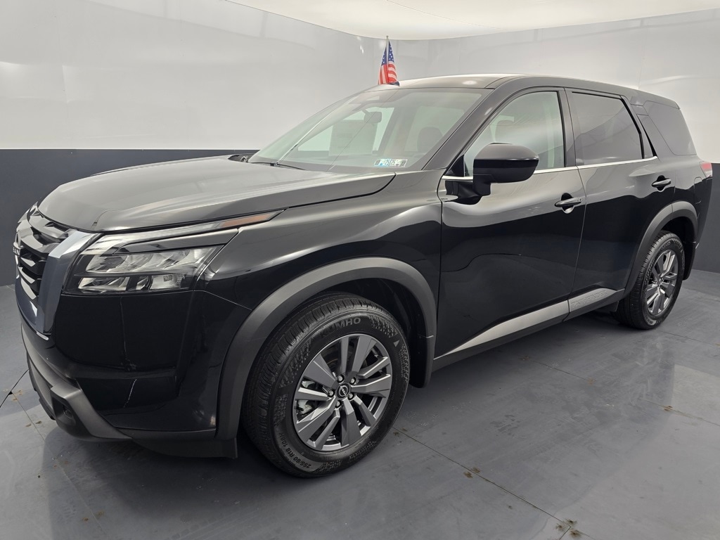 New 2025 Nissan Pathfinder S SUV