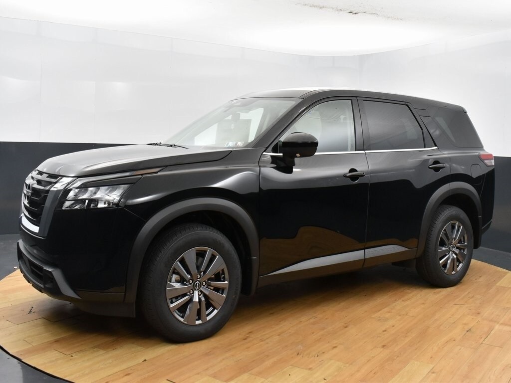 2025 Nissan Pathfinder S photo 4