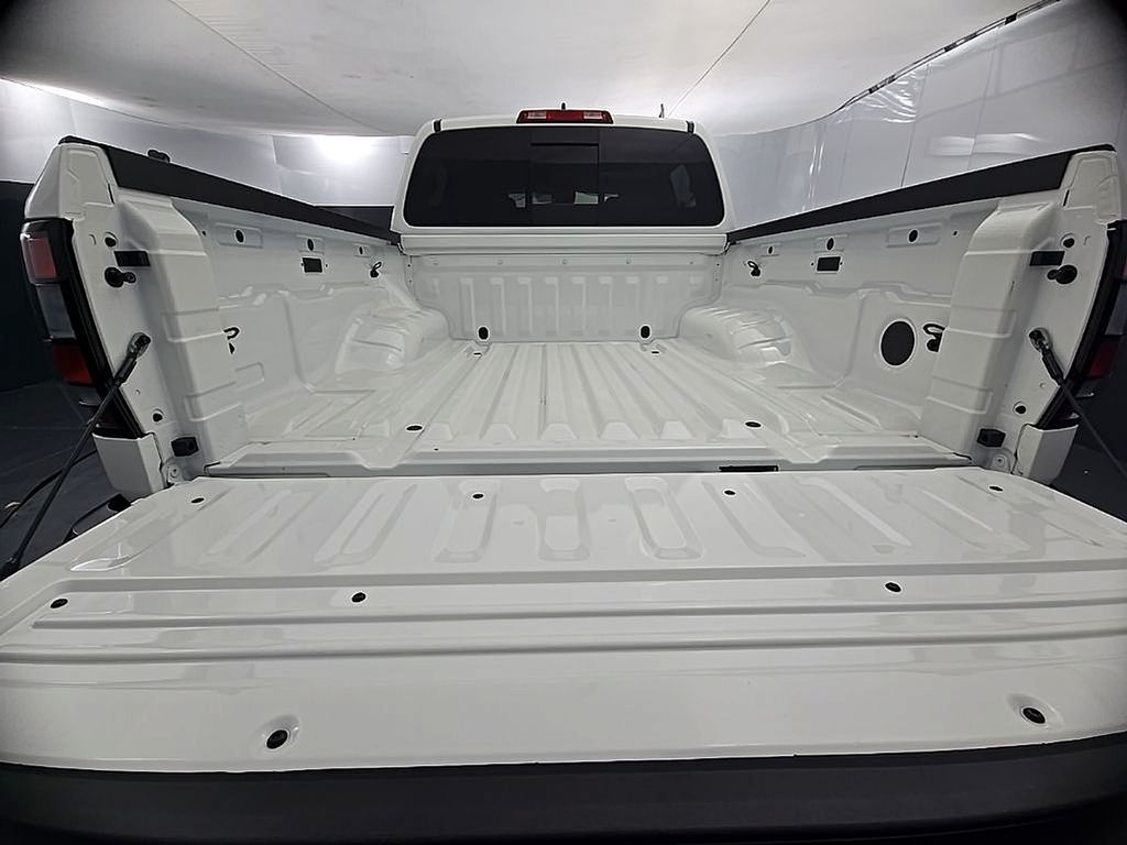 2026 Nissan Frontier S - Photo 7